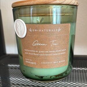 DW Home Green Tea Candle
